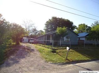 142 Saratoga St, Albertville, AL 35950