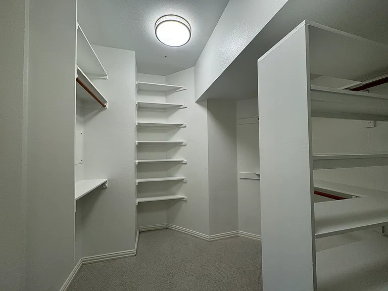 2920 Cromwell Way — Photo 23