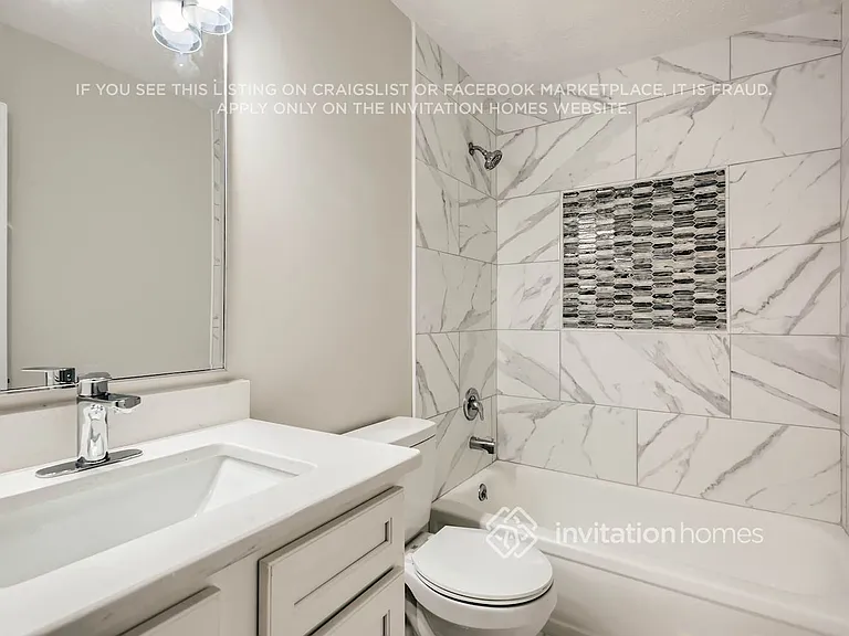 11093 Mandarin Station Dr E — Photo 12