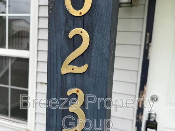 623 Hope St, Lima, OH 45804