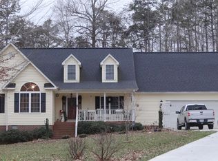 5911 Evelyn Ln, Pleasant Garden, NC 27313