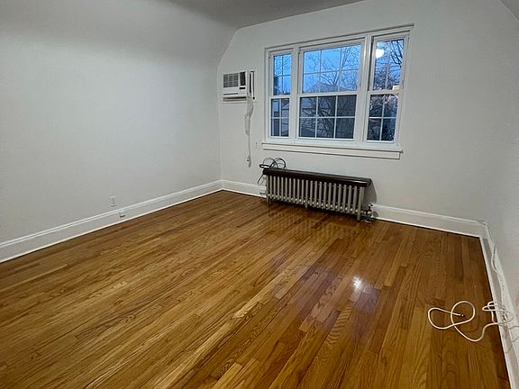 3rd image of 63103 Fitchett St #2
