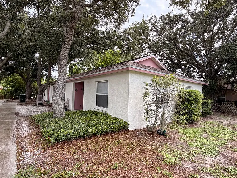 1935 Livingstone St — Photo 12