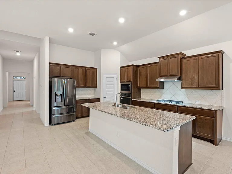 182 Palmillas Dr — Photo 13
