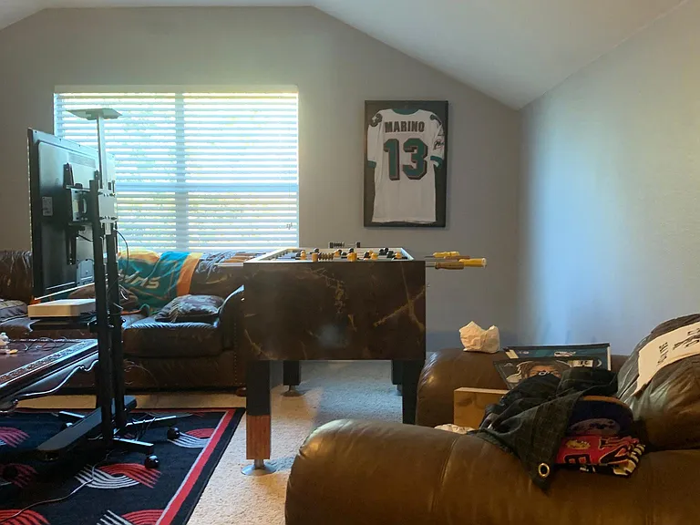 114 Blue Thorn Trl — Photo 23