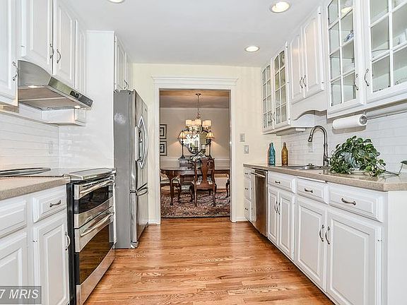 5th image of 4142 Evergreen Dr