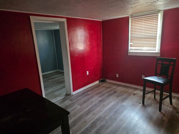 233 E Southern Heights Ave #2