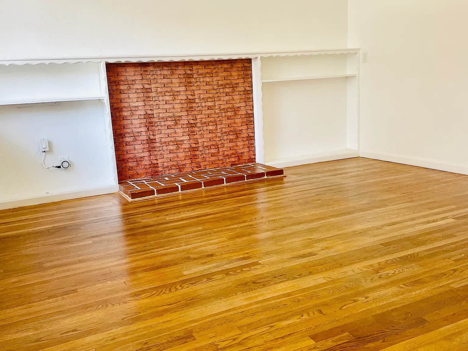 4 bed, 1400 sqft, $3,500 — Photo 3