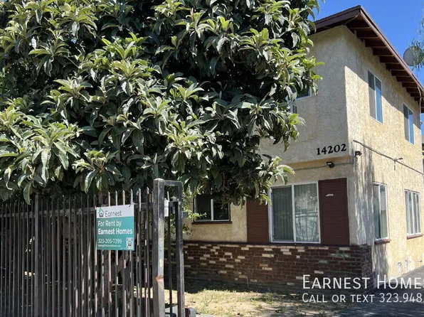 14202 Delano St APT 6, Van Nuys, CA 91401