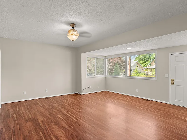7110 SE Cora St — Photo 4