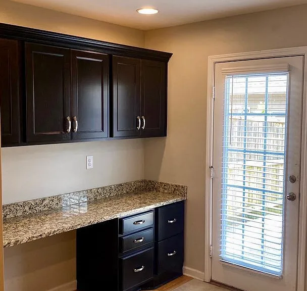 2946 Treloar Way — Photo 3