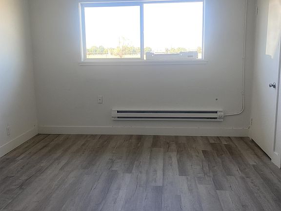 4th image of 6379 Arnold Dr NE #24