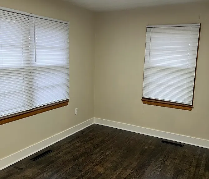 2216 Naismith Dr — Photo 10