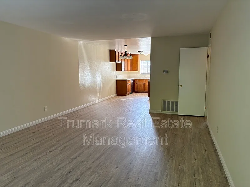 2 bed, 2.0 bath, $2,500 — Photo 2