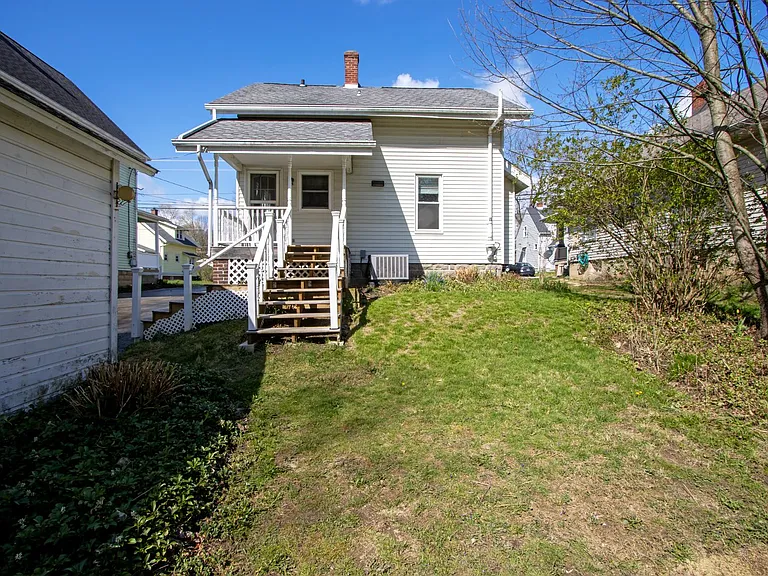 809 Gasche St — Photo 16