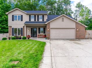 2802 Shady Hollow Pl, Fort Wayne, IN 46818