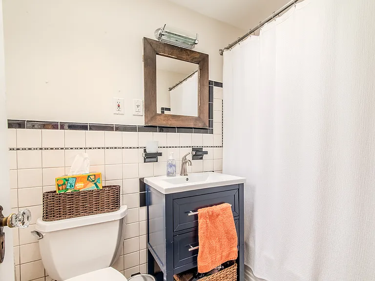 727 Forest Ave — Photo 8