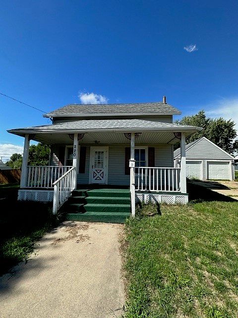 220 3rd Ave, Marion, IA 52302 | MLS #2305416 | Zillow