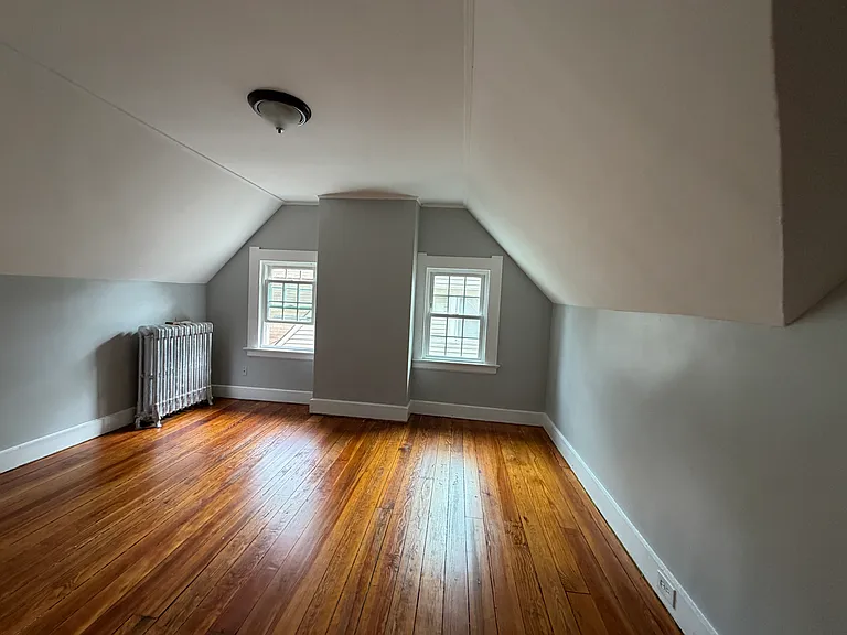 139 Prospect St #3C — Photo 11