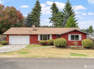 1904 7th St SW, Puyallup, WA 98371