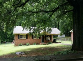 517 Cedar St, Eden, NC 27288