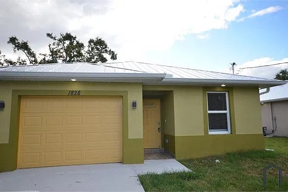 4 bed, 1979 sqft, $2,400 — Photo 3