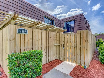 2005 20th Lane, Palm Beach Gardens, FL, 33418