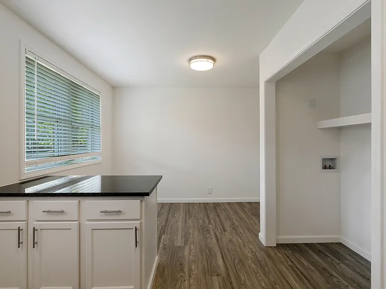 1215 Greenwood Ct #A — Photo 14