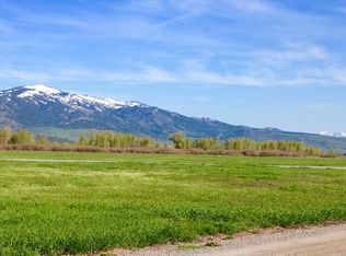 32 River Ranch Loop, Freedom, WY 83120