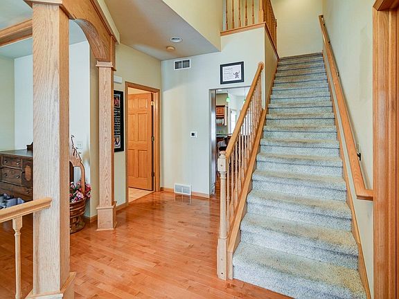5th image of 1803 Newmarket Mews