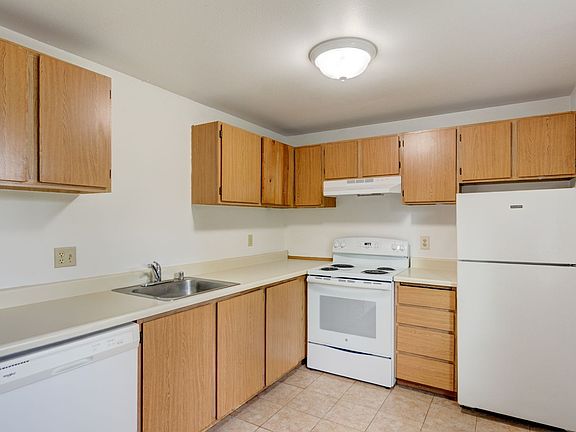 3rd image of 690 NW Atalanta Way APT A201