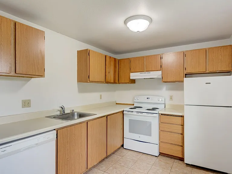690 NW Atalanta Way #A201 — Photo 3