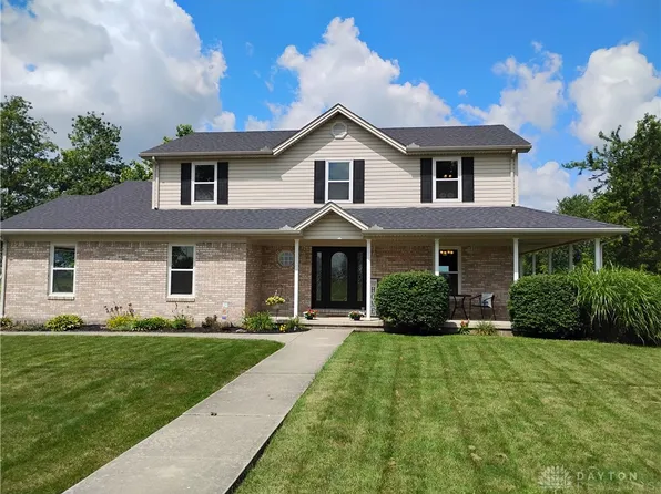 304 S Locust St, Arcanum, OH 45304