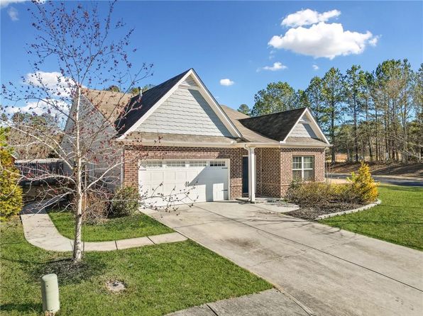 10 Dundee Xing, Dallas, GA 30132