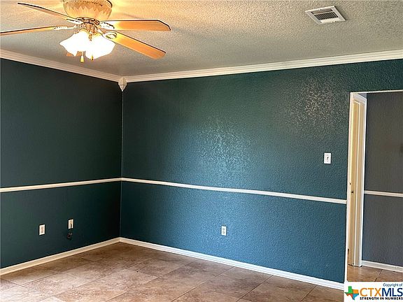 5th image of 1302 Elke Cir