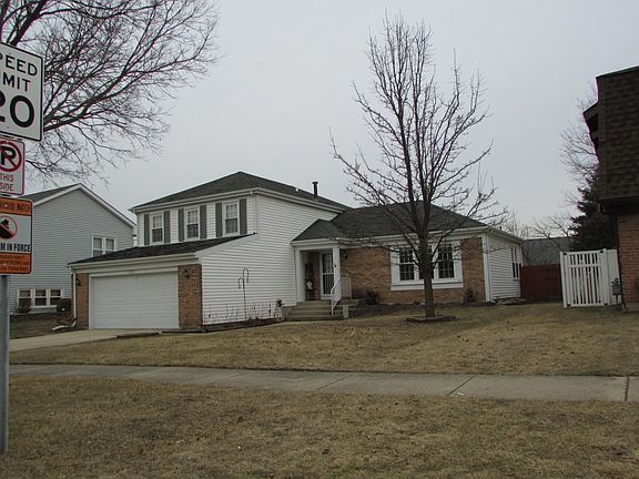 2nd image of 1210 Dorchester Ln