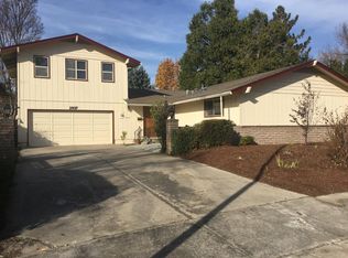2937 El Dorado Dr, Medford, OR
