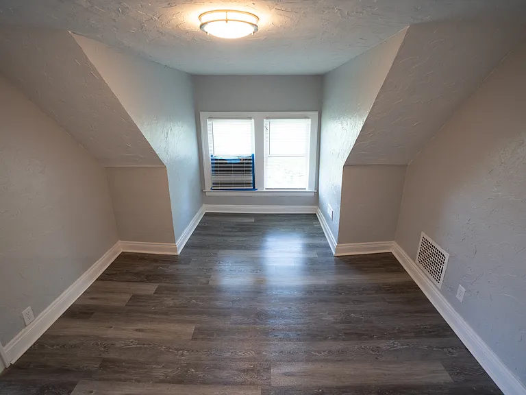 Living room Unit C