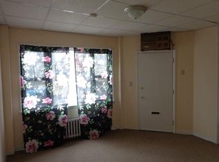 1126 Robeson St #1, Reading, PA 19604