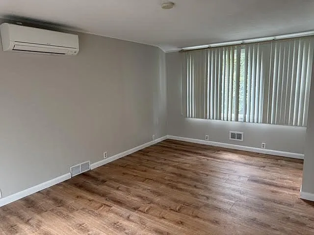 7 Puritan Rd — Photo 14