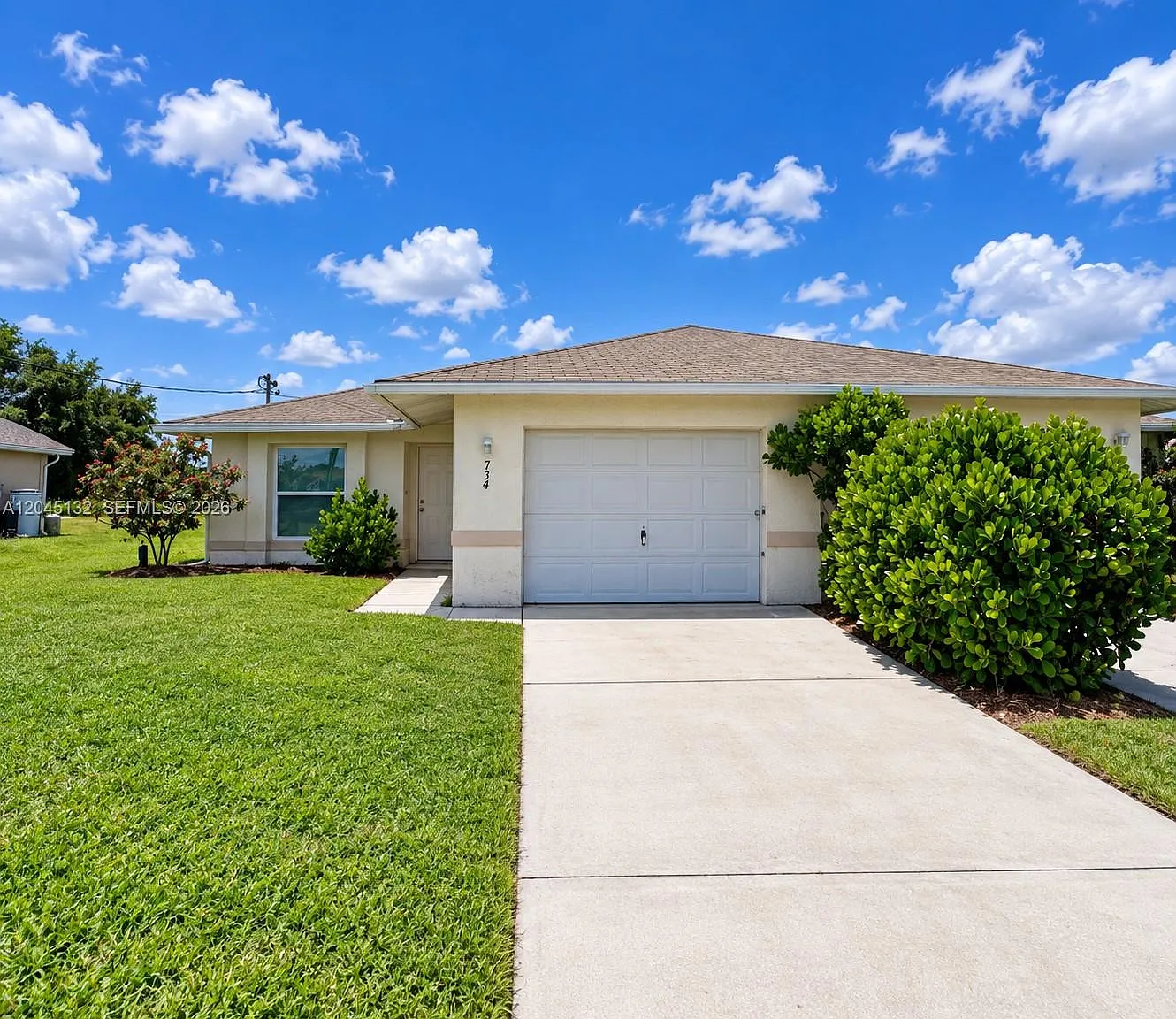 3 bed, 2.0 bath, $1,650 — Photo 1