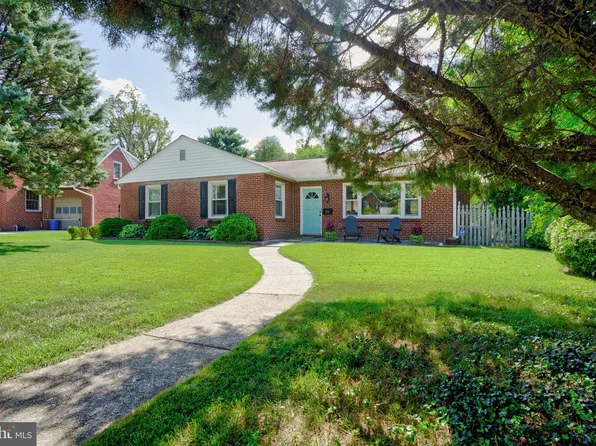 709 Fairway Dr, Towson, MD 21286