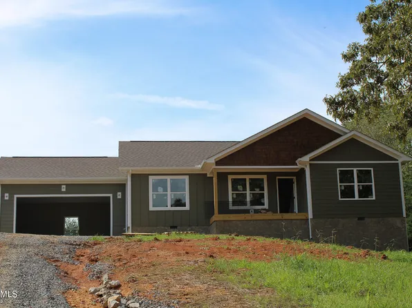 327 Thomas Loop Rd, Sevierville, TN 37876