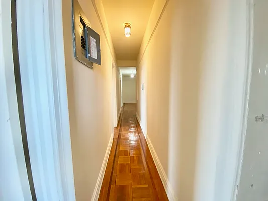 Rented by EastMount Realty LLC | media 17