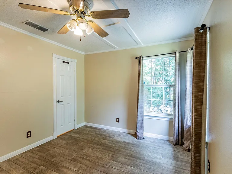 2520 Bitter Creek Dr — Photo 8