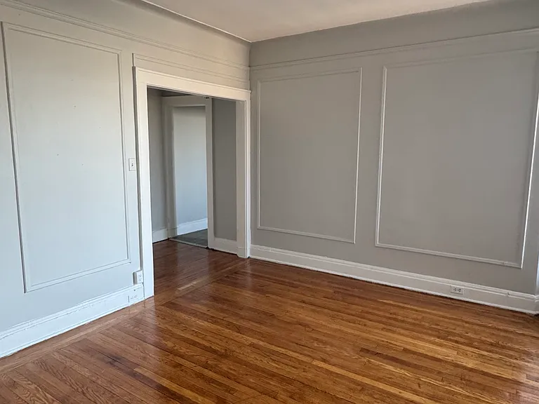 1011 East Jersey Street — Photo 7