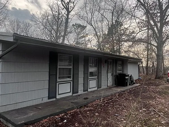 254 Okmulgee Dr, Cherokee Village, AR 72529