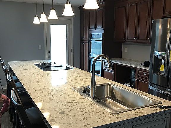 Large island a cooks dream