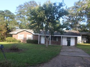 269 Osteen Dr, Hartford, AL 36344