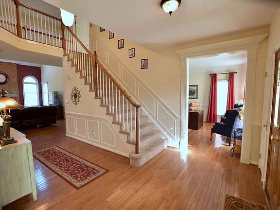 4th image of 15077 Stillfield Pl